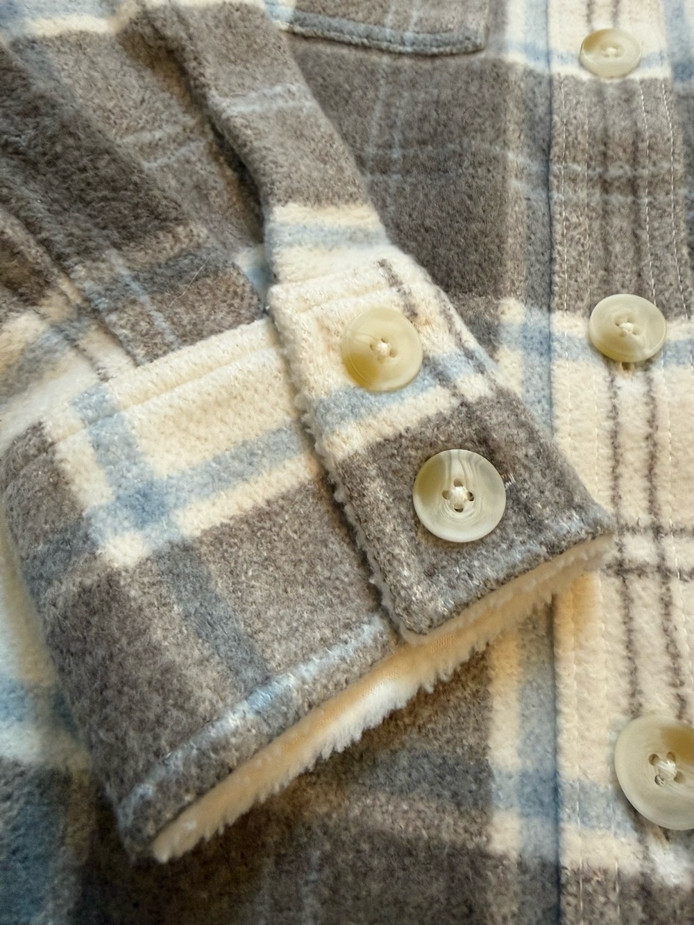 American Eagle Plaid Cozy Flannel Top - Picture 3 of 10